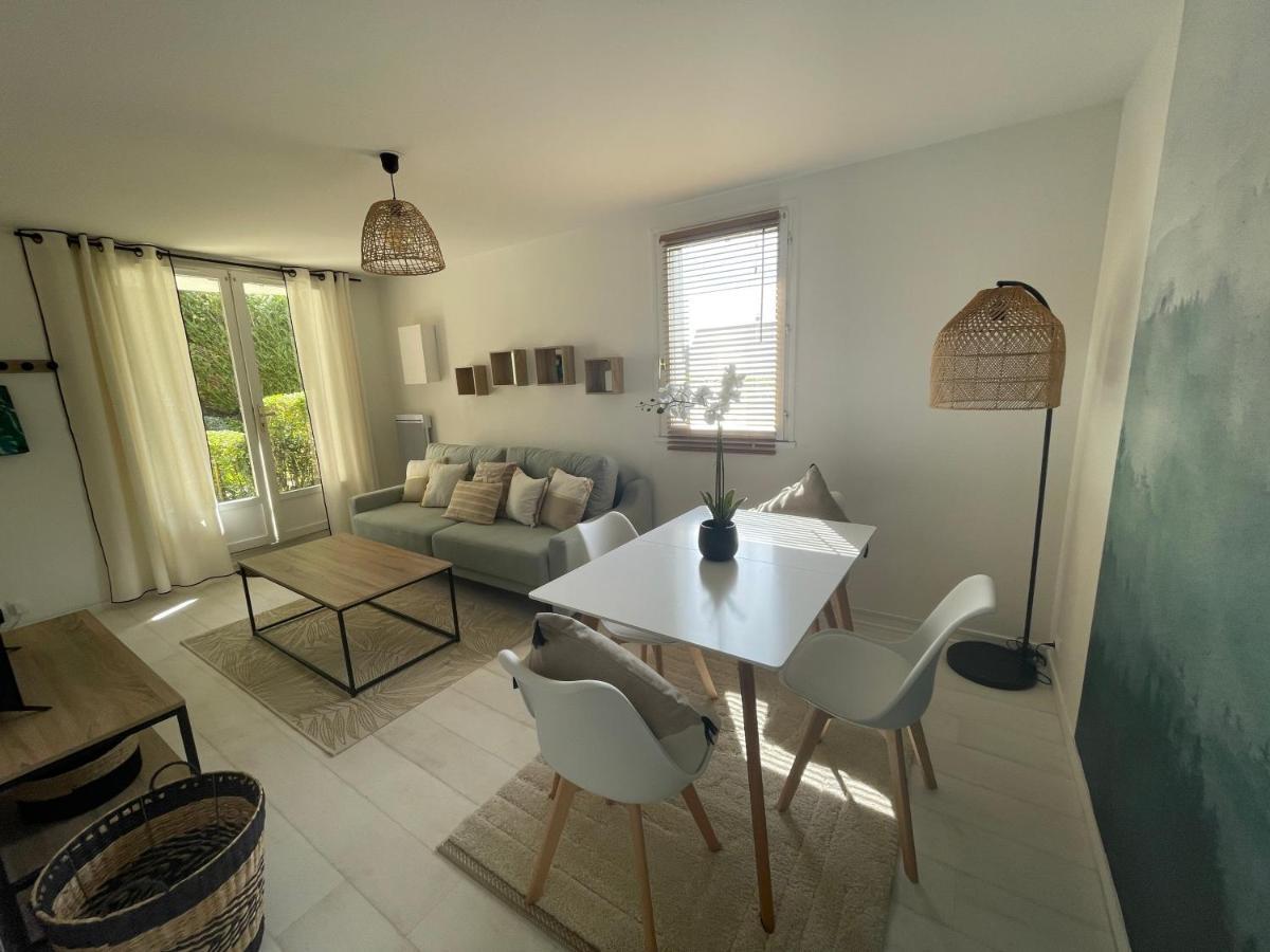 Le Plein Soleil, Appt 2 Pieces Terrasse, 600 M De La Plage De Blonville Sur Mer Apartment Exterior foto